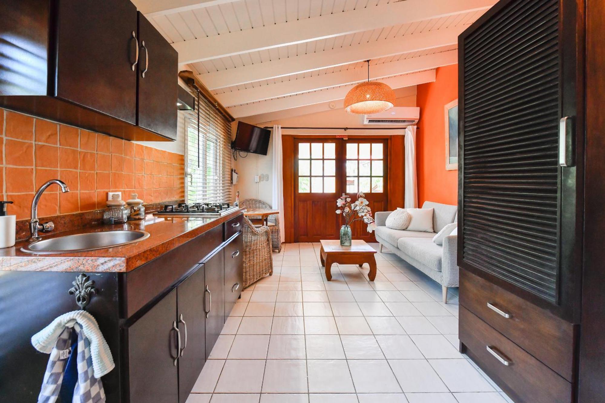 Brisas Studio Apartments (Adults Only) Palm Beach Exterior photo
