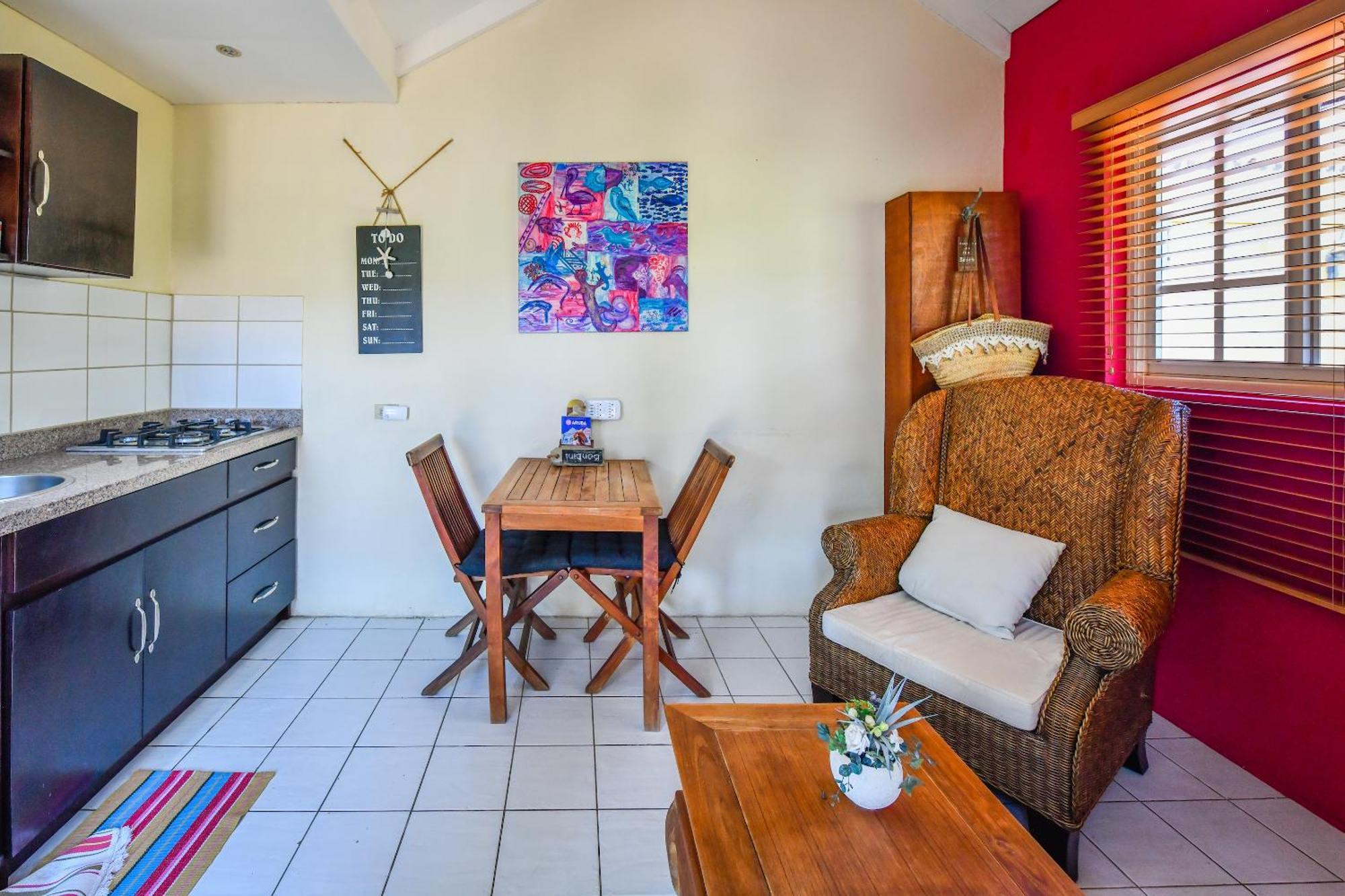 Brisas Studio Apartments (Adults Only) Palm Beach Exterior photo