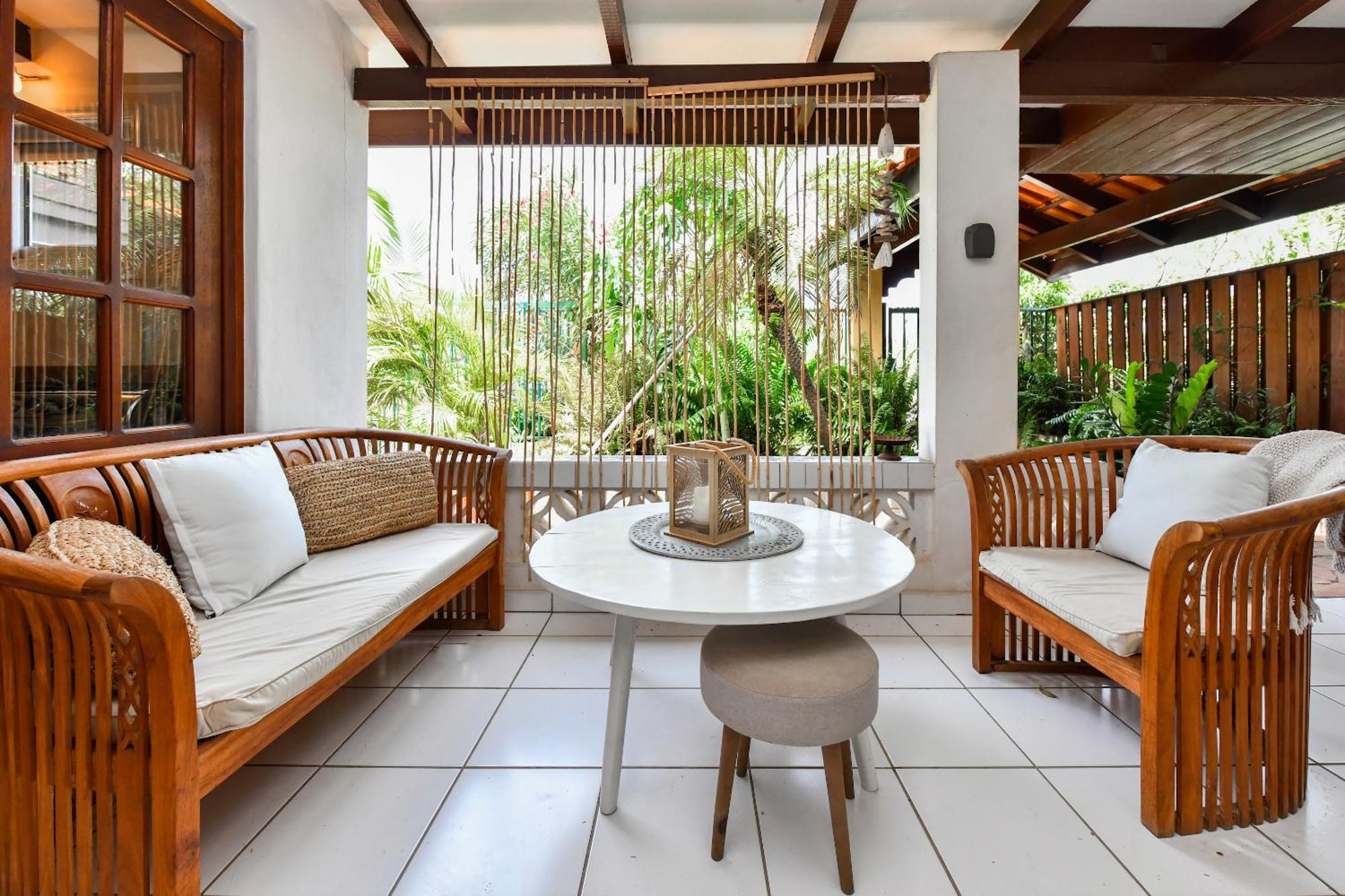 Brisas Studio Apartments (Adults Only) Palm Beach Exterior photo