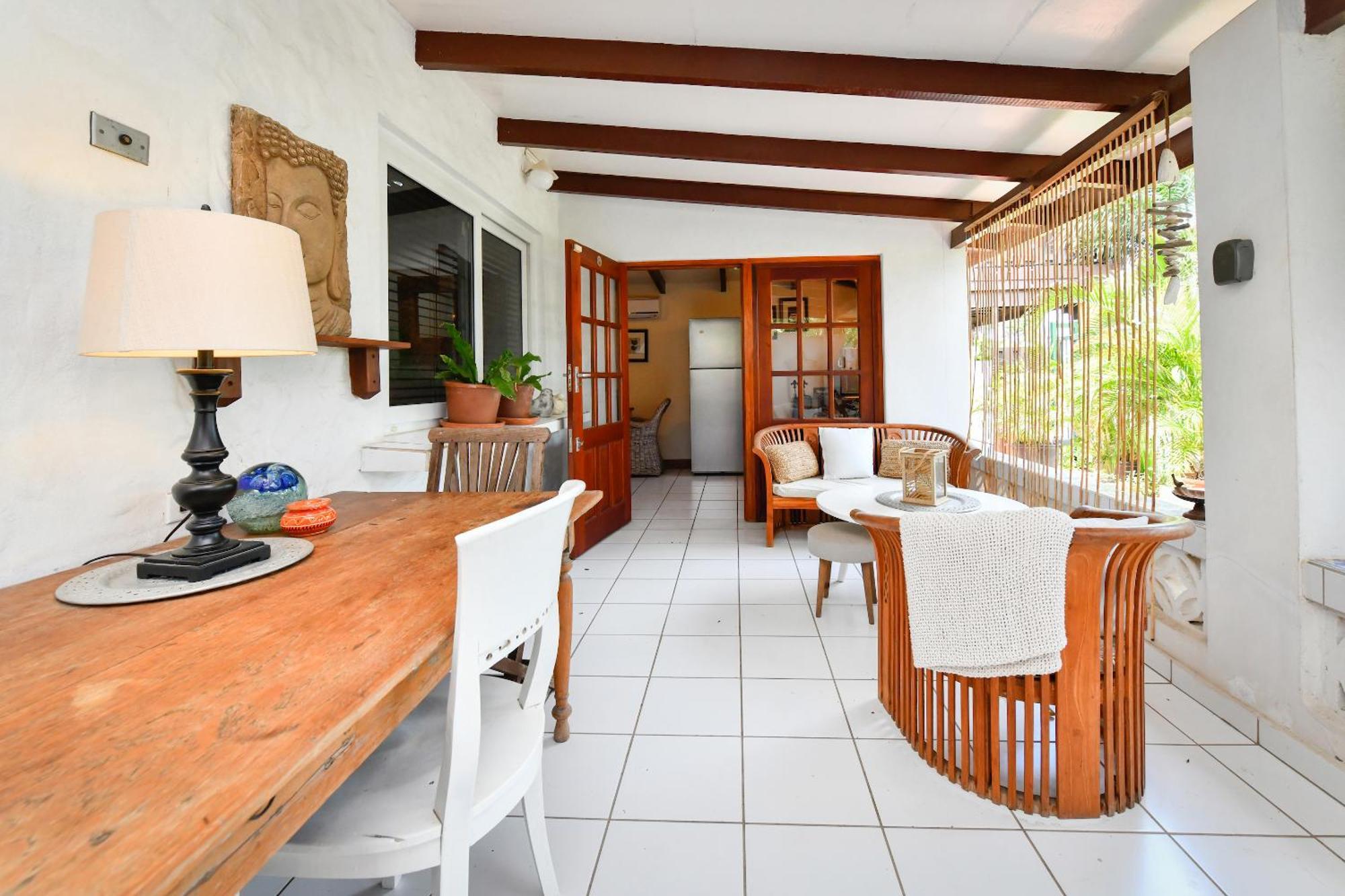 Brisas Studio Apartments (Adults Only) Palm Beach Exterior photo